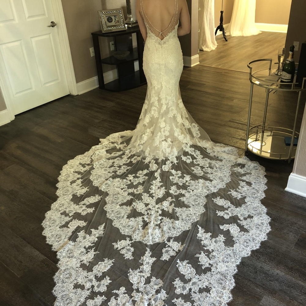 Enzoani Mercedes Wedding Dress
